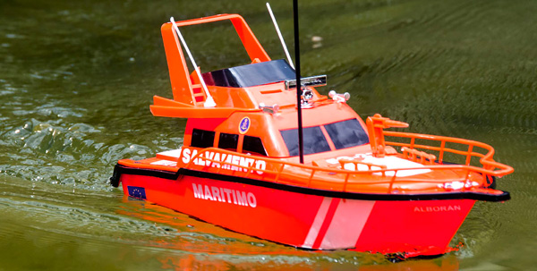 BATEAU TELECOMMANDE NINCOCEAN POLICE